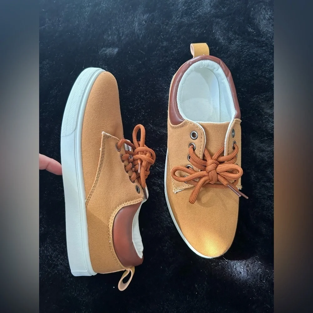 Casual Canvas Sneakers – Stylish & Comfortable Everyday Shoes, Size 38